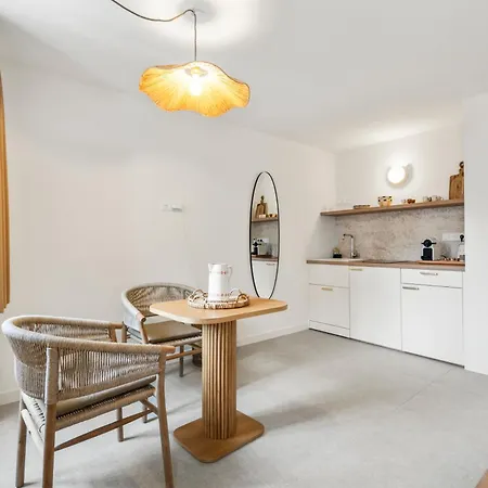 Theava Collection - Quartier Citadelle - Tropez Апартаменты *