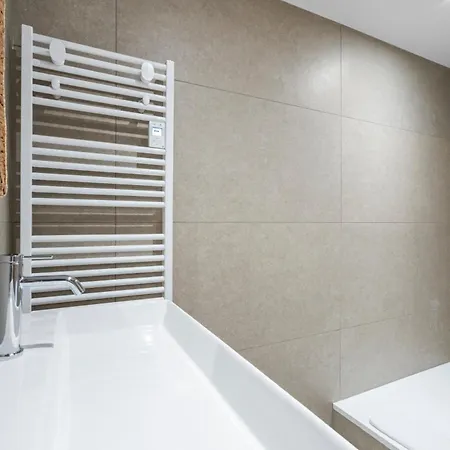 Theava Collection - Quartier Citadelle - Tropez